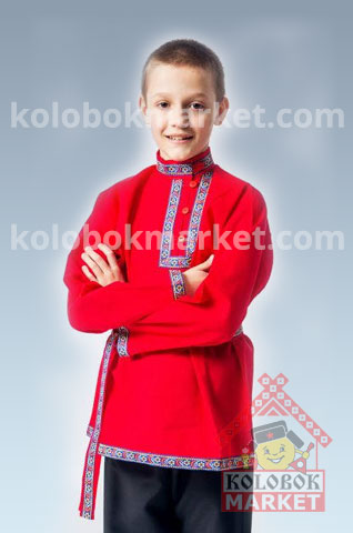 Kosovorotka roja con kartuz (camisa con gorro tradicionales)